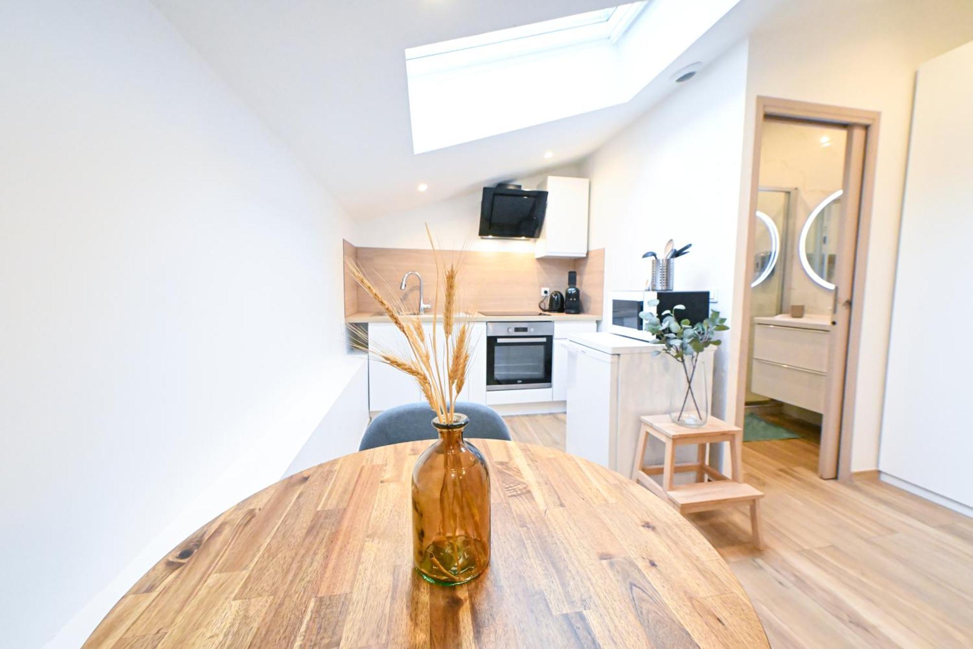 Beau Studio Cozy Centre Ville Et Plages N13 Nisa Exterior foto